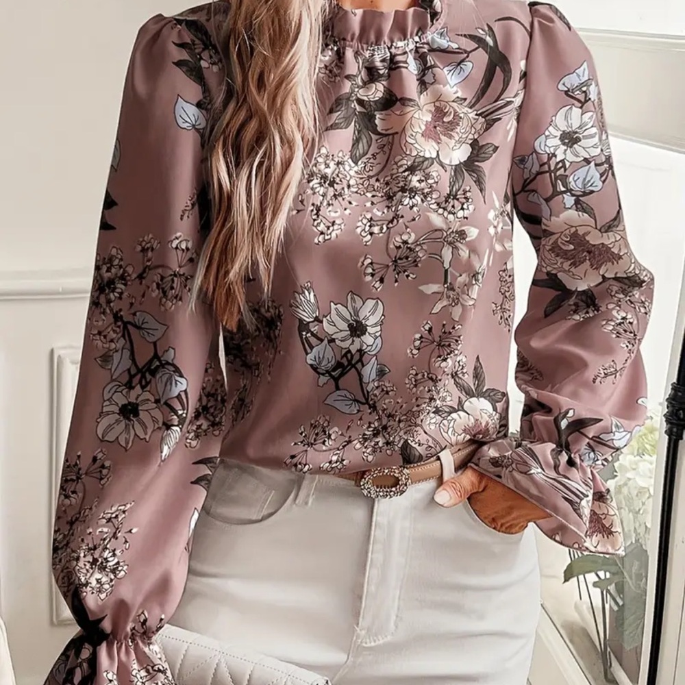 NWOT Chic Floral Ruffle Blouse - Dusty Rose